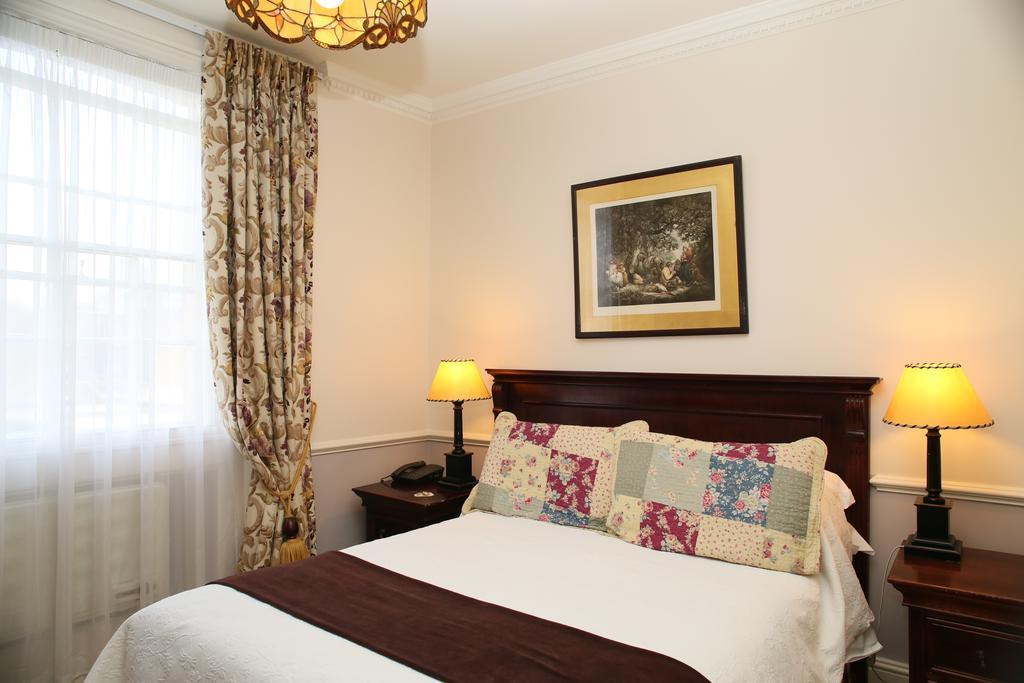 Lord Milner Hotel London Eksteriør billede